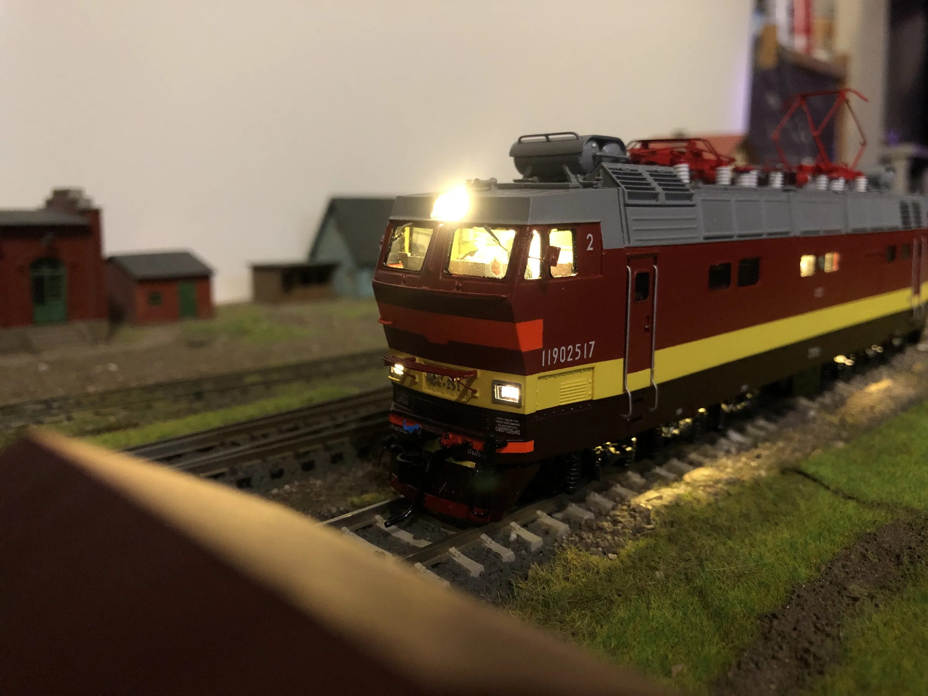 H 0 f. Модель электровоза чс4т. Modelldepo электровоз чс2т. Чс4т электровоз. Чс4т 661.