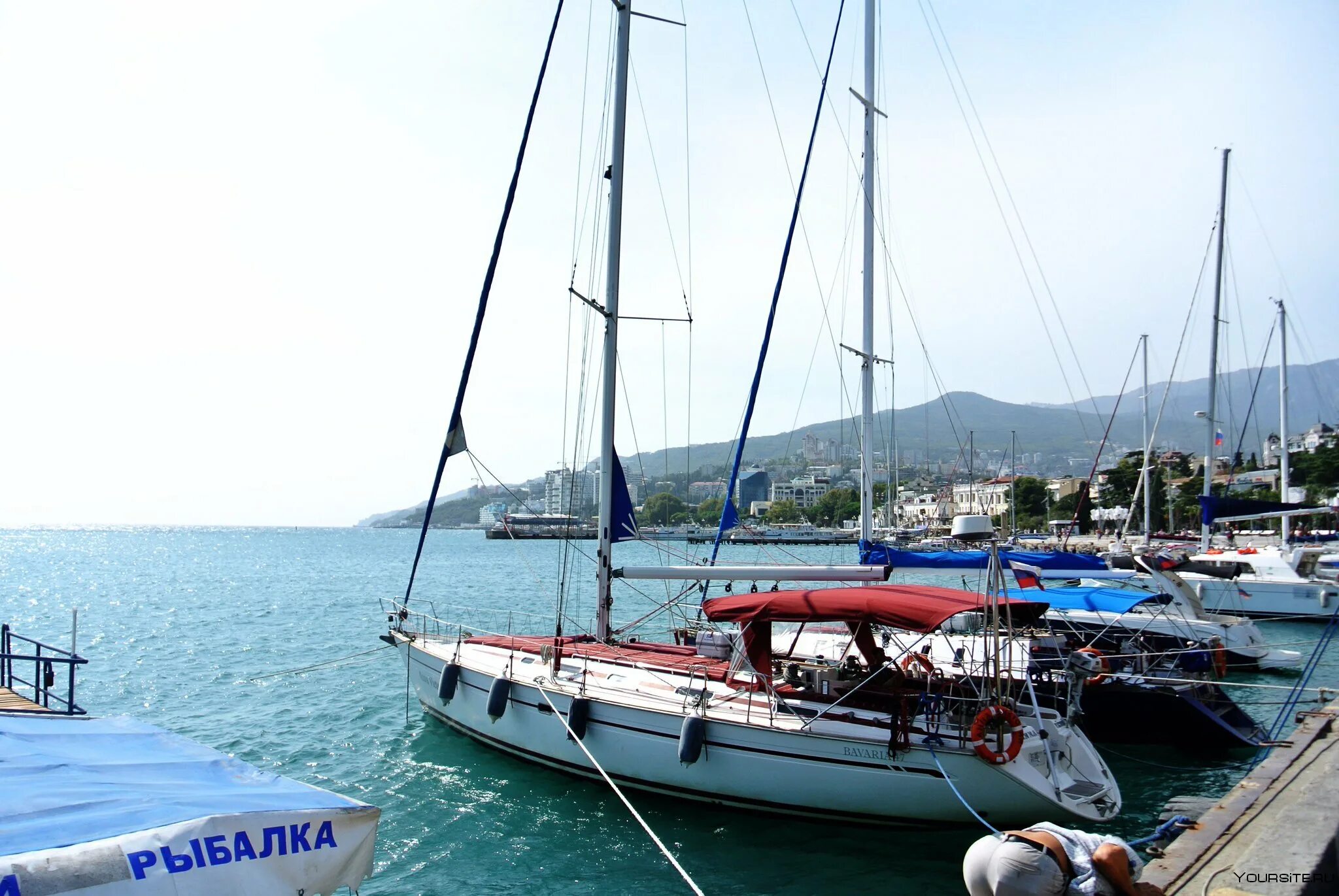 Ялта набережная яхты. Морская прогулка Ялта. Прогулочная яхта. Yalta Yaxti.