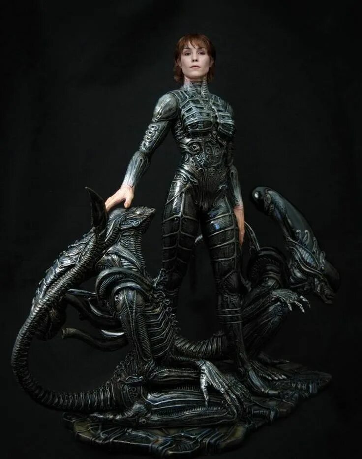 Alien androids