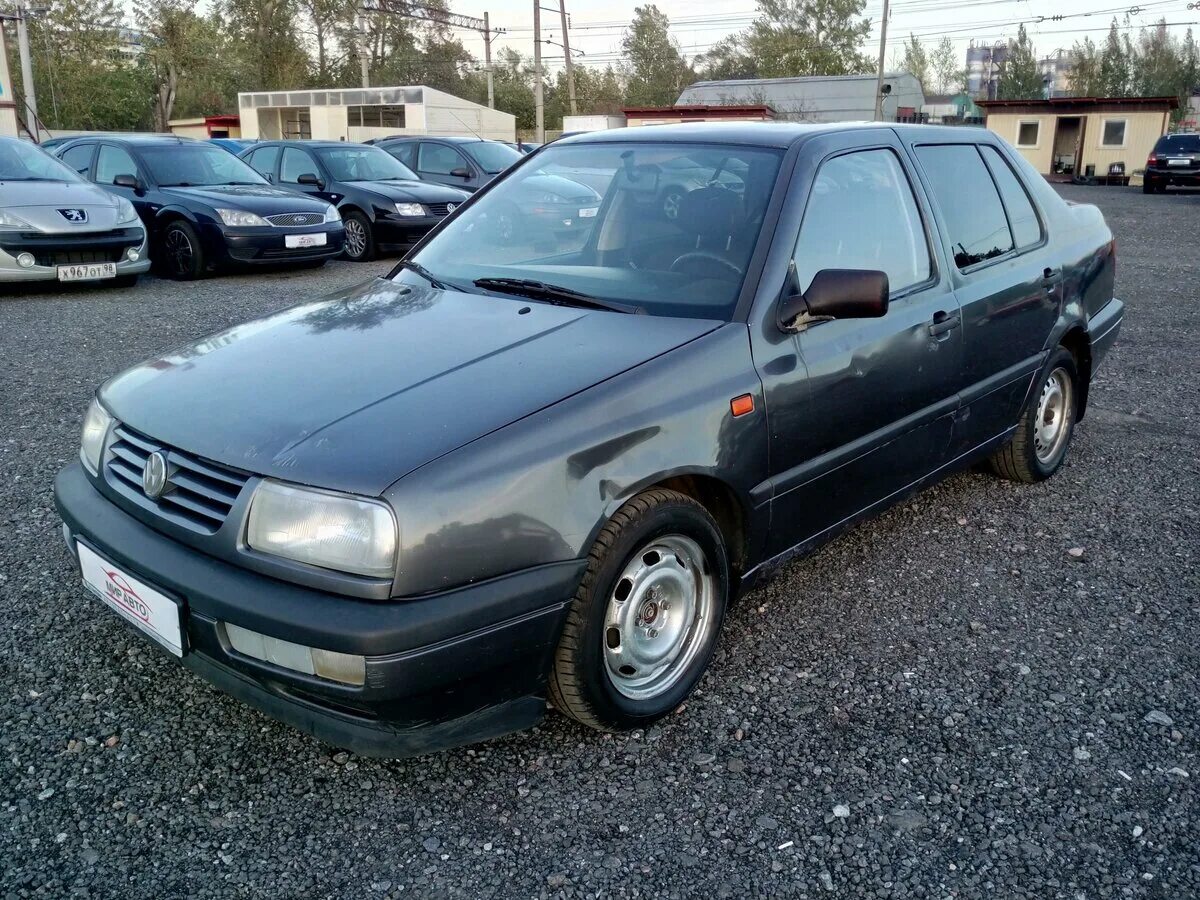 0 мт 1992. Volkswagen vento 1992 седан. фольксваген пассат b3. фольксваген венто 2. фольксваген венто 1992.