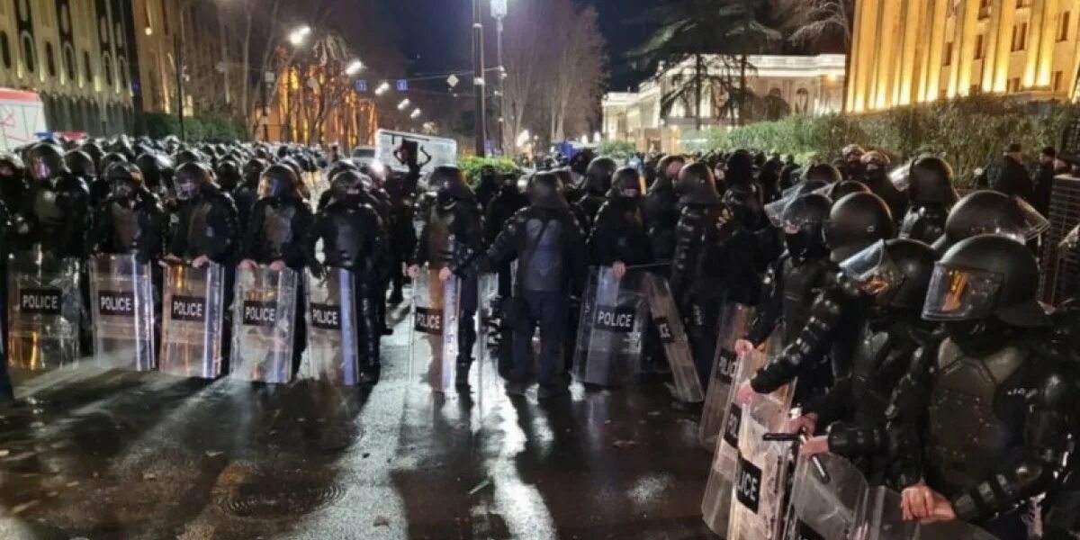 Что сейчас в грузии происходит последние. Митинг в тбилиси. митинги в грузии. протесты в грузии.