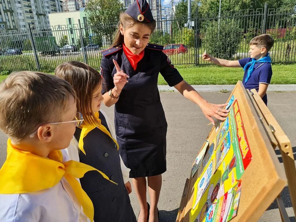 Мероприятия внимание дети в школе. Госавтоинспекция Домодедово провела.