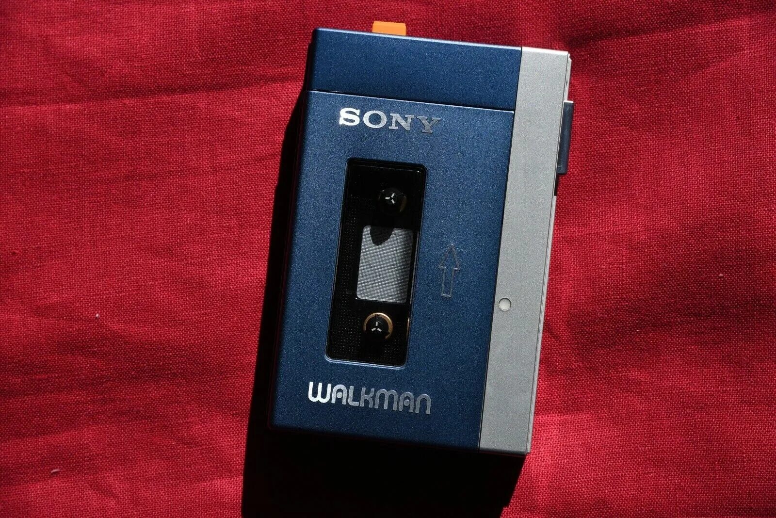 Sony walkman кассетный купить. Sony Walkman TPS-l2 Cassette. Sony TPS-l2. Кассетный плеер Sony TPS l2. Sony Walkman stereo кассетный.