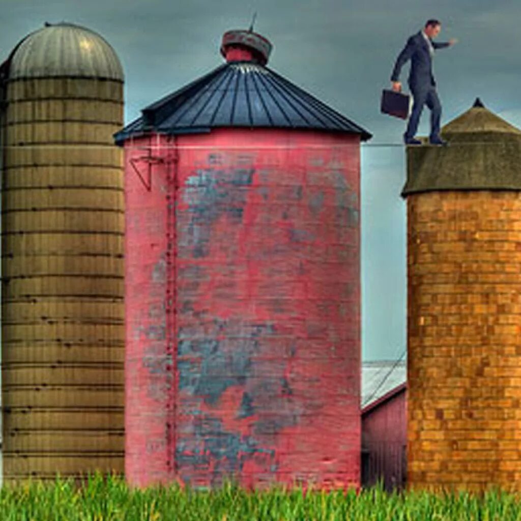 Башня силосная модель. Силосно сенажные башни. Силосно сенажные башни. Силосные башни для силоса. Силосно сенажные башни.