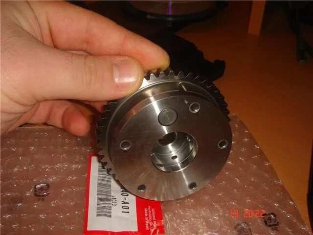 Муфта vtec honda vezel. 4. Муфта втек. Муфта vtc аккорд 8. Шестерня втек хонда аккорд 8.