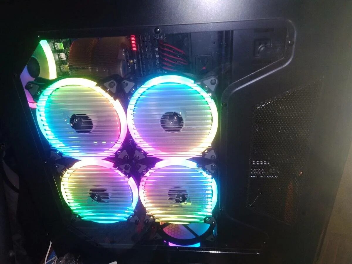 Как сделать rgb подсветку. Ргб подсветка. стелс с микрофоном и с подсветкой ргб. пк с подсветкой. rgb подсветка для пк.