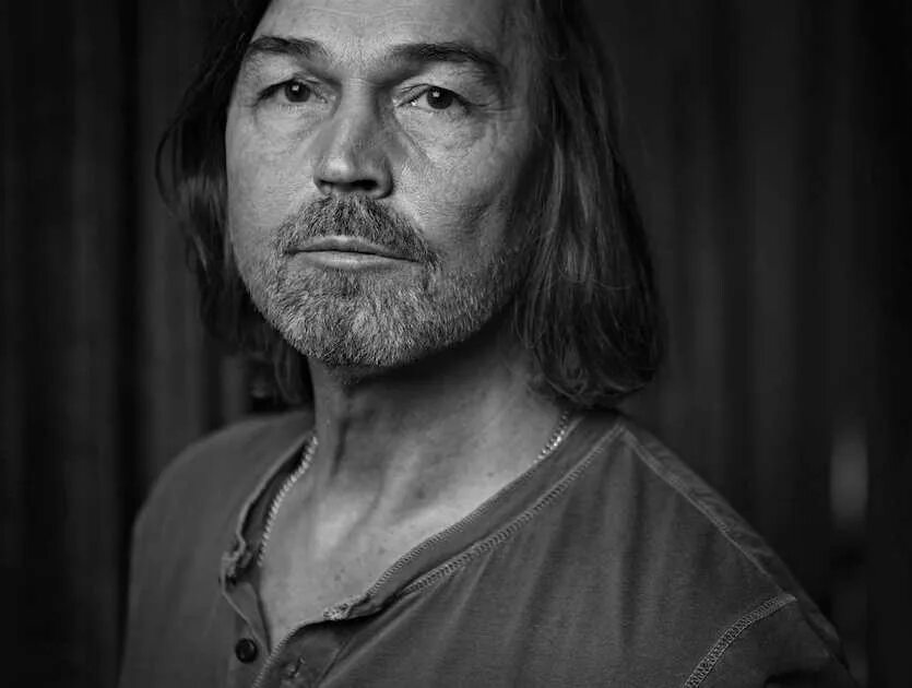 Никас сафронов жизнь. Никас сафронов. сафронов никас степанович. николай сафронов художник. никас сафронов фото.