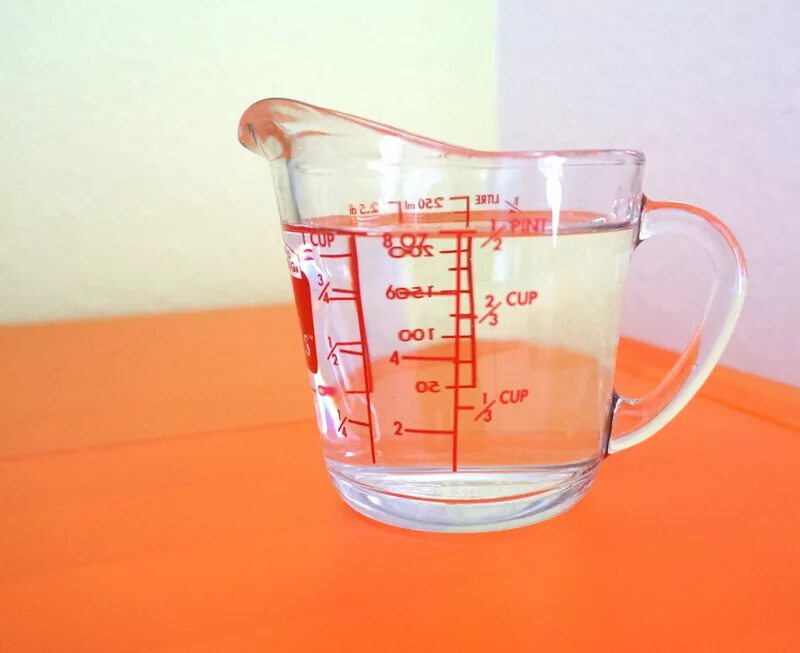 1 cup g. Вода в чашке. 1 Cup в мл. Чашка с водой в разрезе. 1 Cup Water.