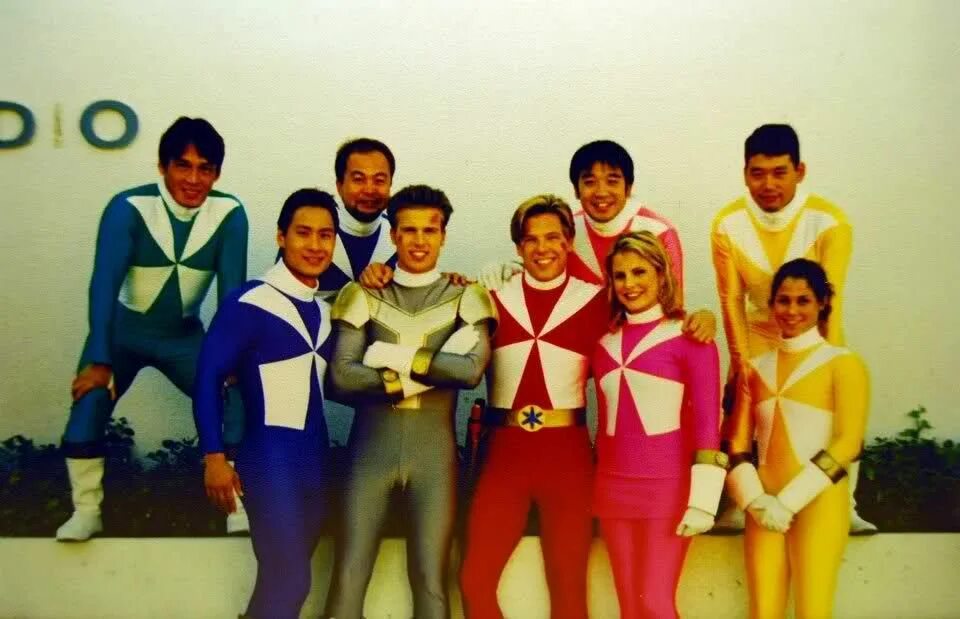 Рейнджеры успеть на помощь. Могучие рейнджеры lightspeed rescue сериал. power rangers 2000. рейнджеры 2000 могучие рейнджеры. могучие рейнджеры актеры 2000.