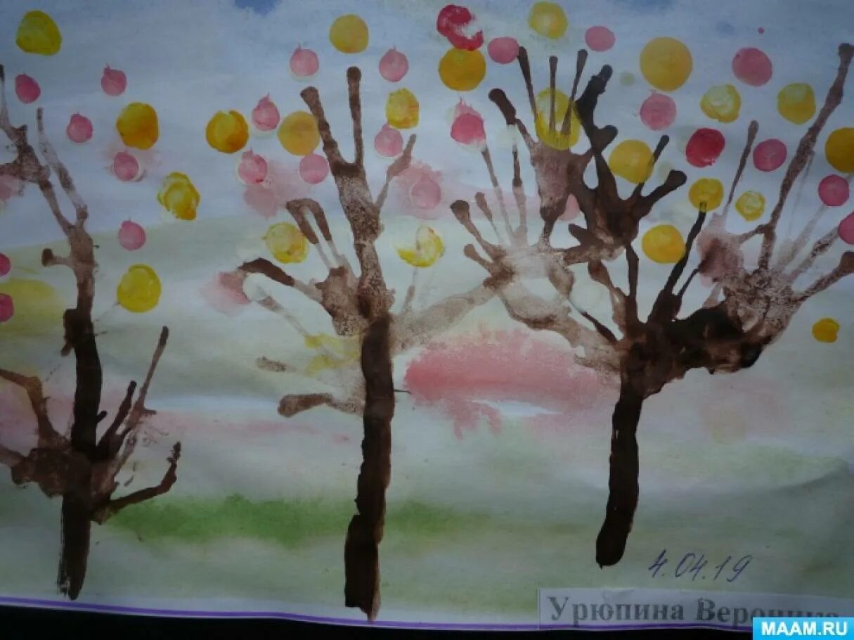 Рисование весеннее дерево средняя группа. Цветут сады рисование в старшей группе. Занятие по рисованию на тему Весеннее дерево.