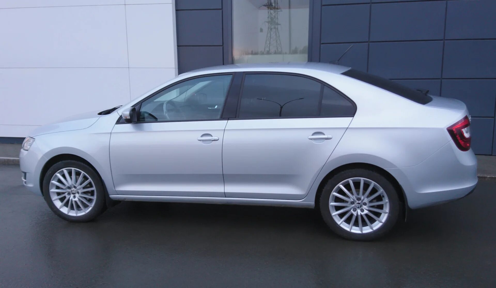 Шкода рапид какие диски. Шкода рапид 2019 диски. torino skoda rapid. torino black r17 skoda rapid. диски torino skoda rapid.