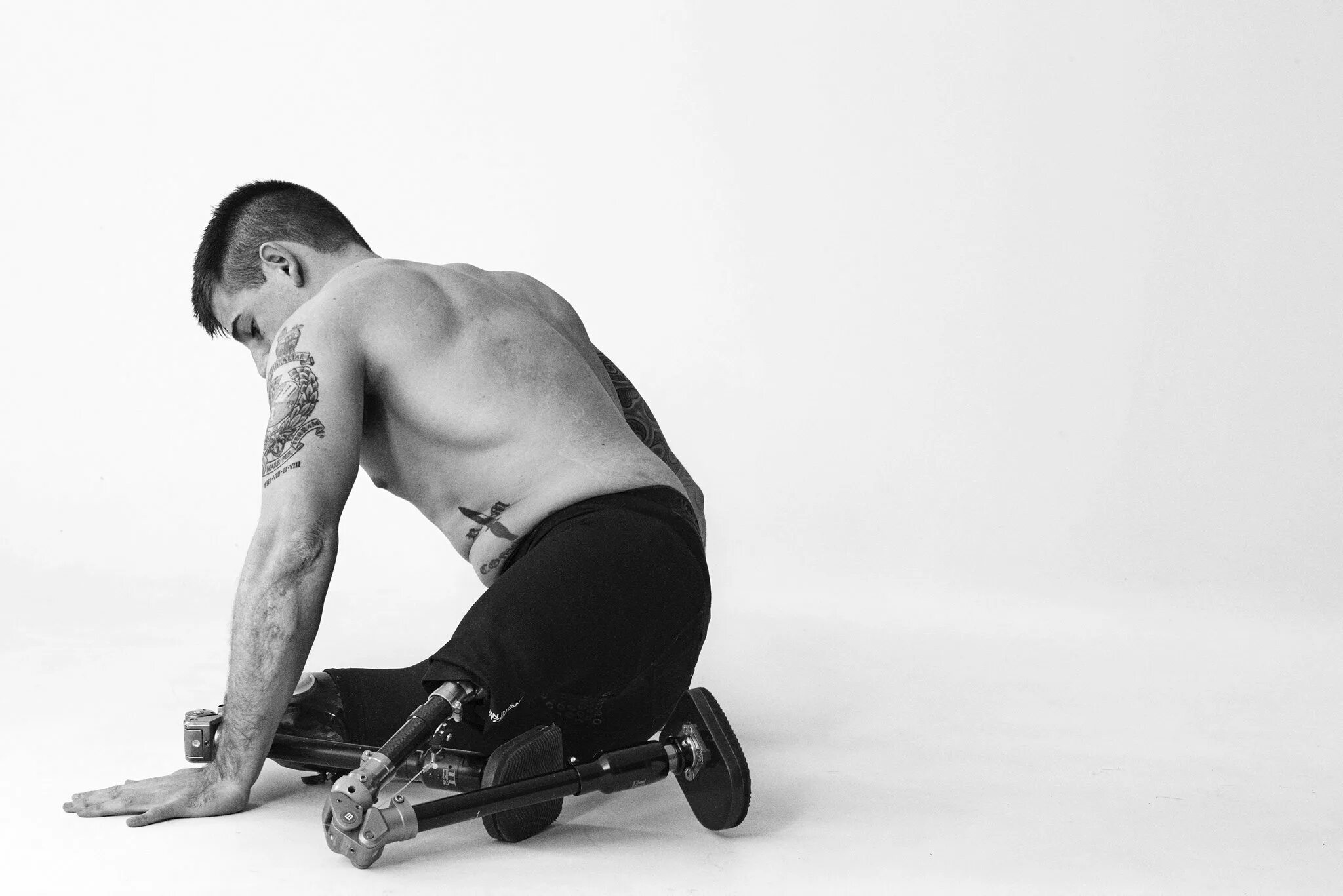 1 zhurek adam. Брайан адамс. фотоработы брайана адамса. bryan adams фотограф. брайан адамс его фотоработы.