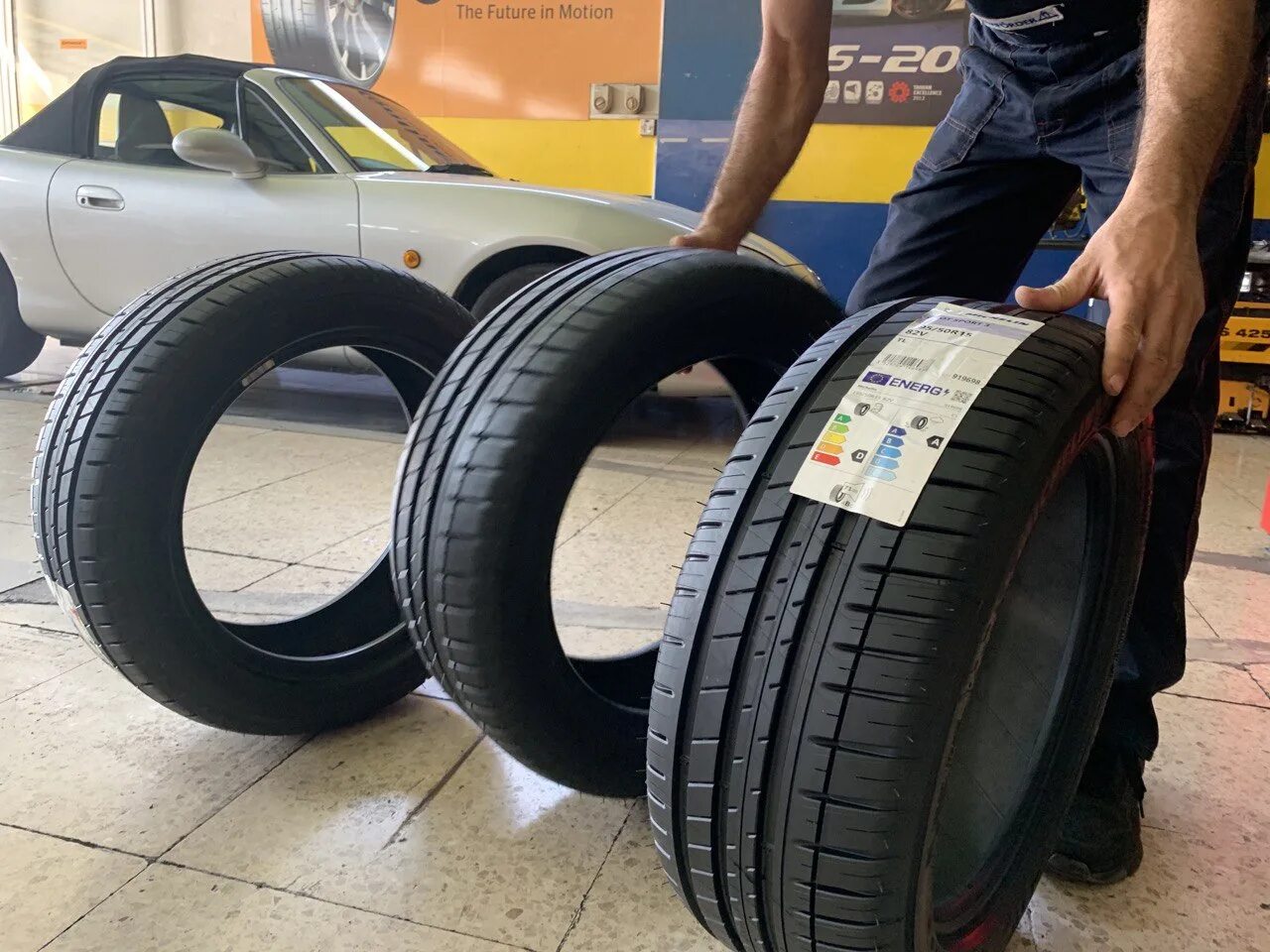 Шины michelin pilot sport 3. 195/50/15 Мишлен. Мишлен пилот спорт 195 50. 195 50 15 Мишлен пилот спорт 4. Pilot Sport 3.