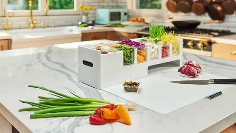 S kitchen