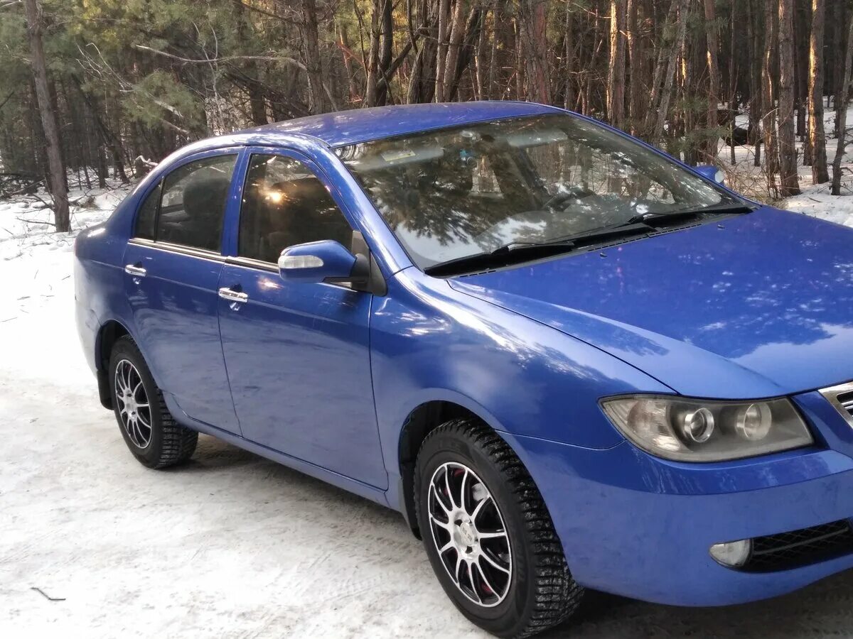 лифан солано 620 2011 года. Lifan solano 2011 620. лифан солано 2011 620. белый лифан солано с черными бамперами. Lifan solano 620.