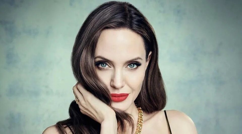 Angelina good. Анджелина джоли 1991. Анджелина джоли фото. Angelina good. Анджелина джоли.