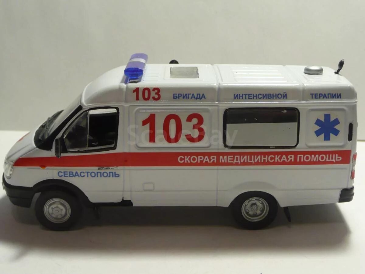 Ford transit greenlight 1 43. Газ-32214 газель асмп. Модель скорой помощи. Газ-32214 асмп. Модельки скорой помощи.