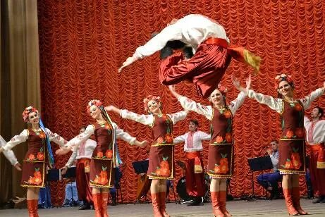 Танец бычок