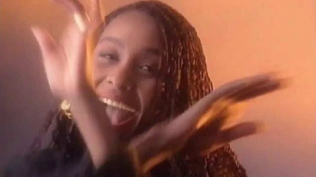 Let the rhythm move you. Corona the rhythm of the night клип. corona rhythm of the night 1994 муз тв. группа corona. rhythm of the night.
