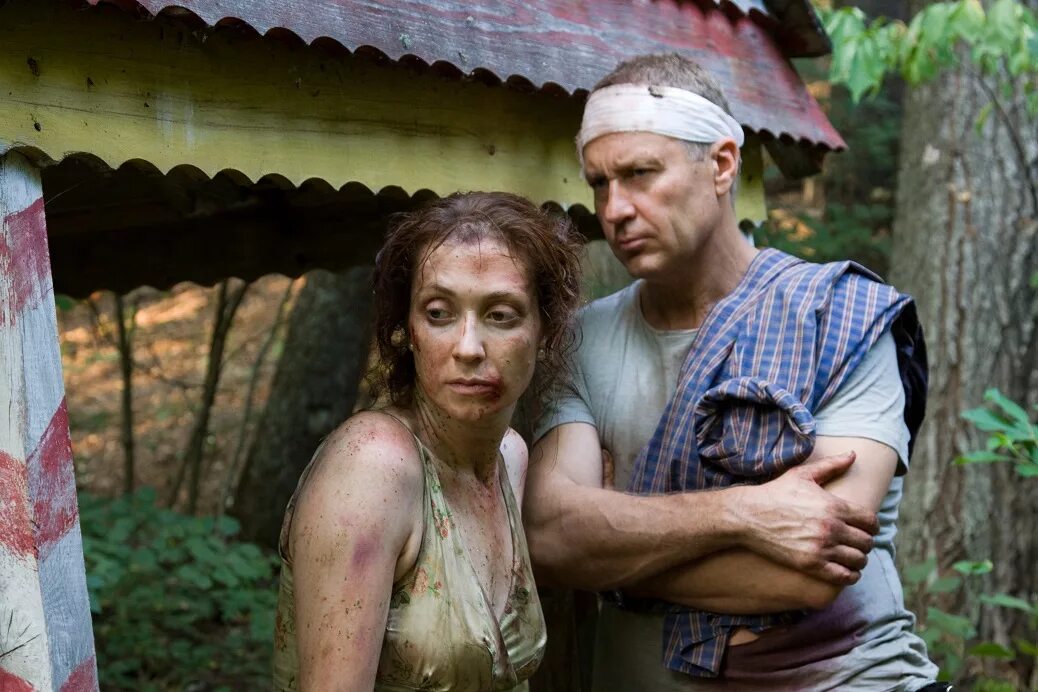 Лесник сериал вера. Korzik жена лесника. Жена лесничего. Платье с тематикой леса. Жена лесника.