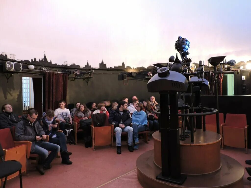 планетарий культурного центра вооружённых сил рф. планетарий в екатерининском парке в москве. планетарий екатерининский парк. планетарий цдра в москве. фрунзе, москва.