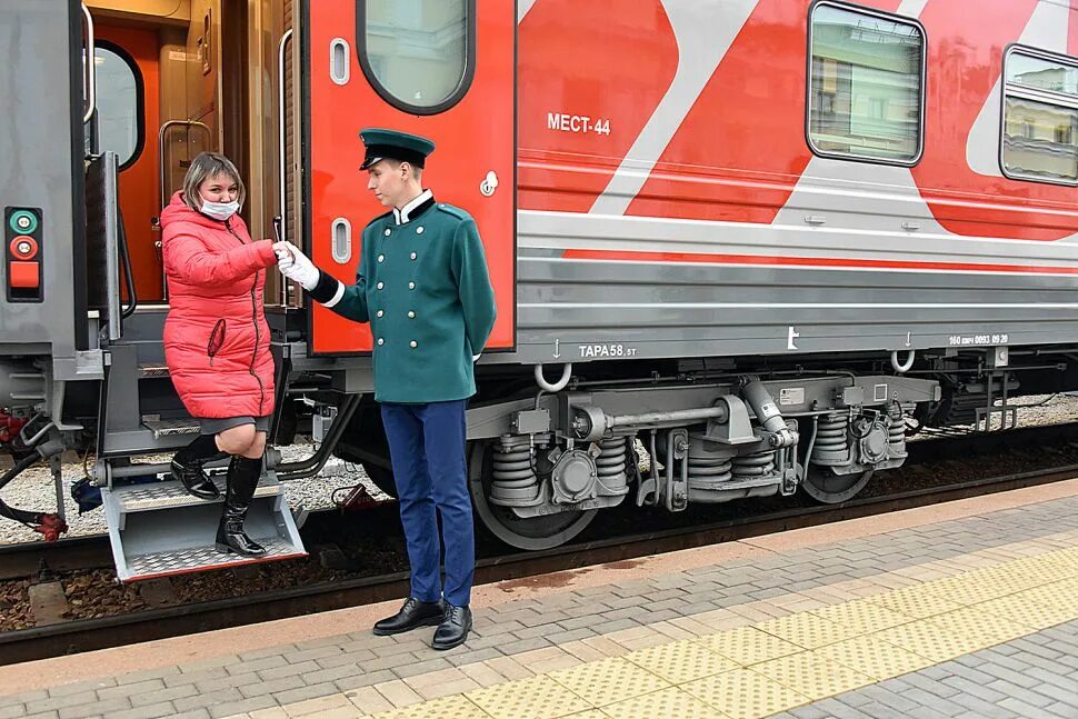 27 вагон поезда. Императорский вагон Екатеринбург Алапаевск. Императорский поезд Алапаевск. Императорский поезд Екатеринбург Алапаевск. РЖД Императорский вагон Алапаевск.