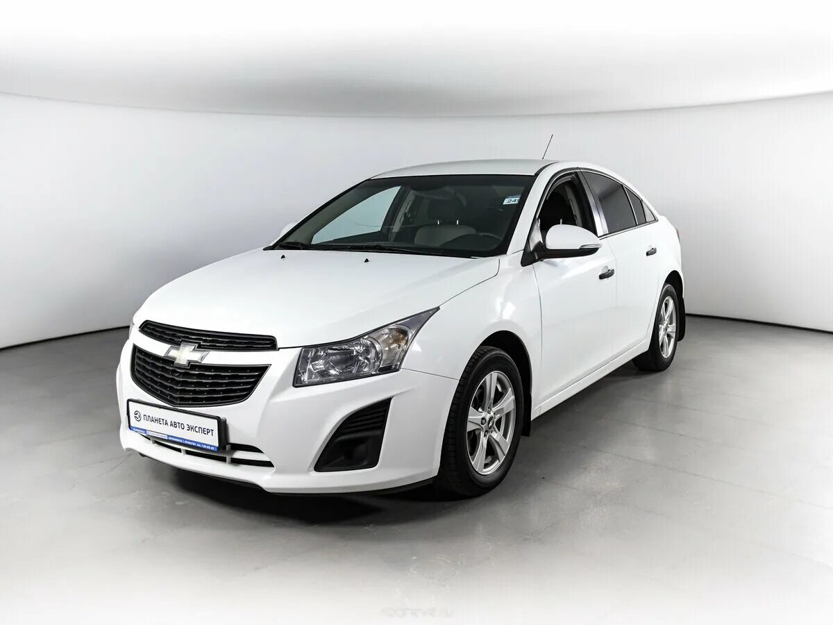 Купить шевроле круз 2014. Chevrolet Cruze 2014 седан. Шевроле Круз седан 2014. Шевроле Круз 2014 белый. Шевроле Круз седан 2014 года.