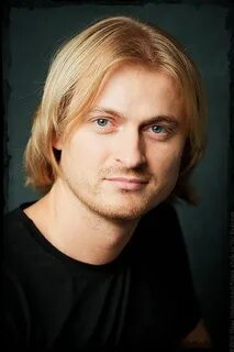 Петрухин певец