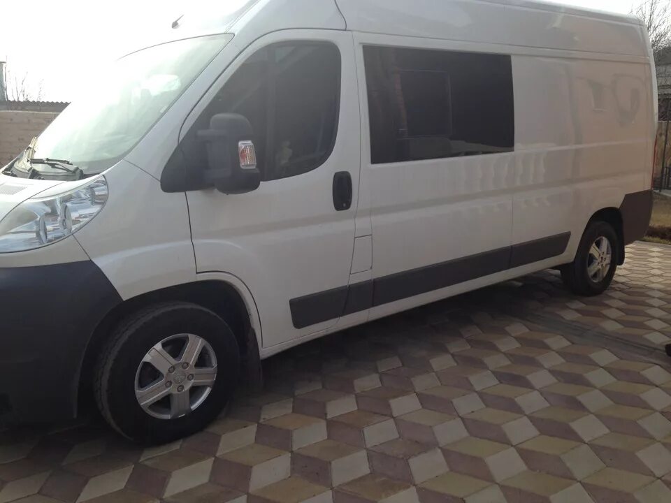 Пежо боксер 13 кубов. Peugeot Boxer (15). Boxer Ducato Jumper на литье r16. Peugeot Boxer r18.