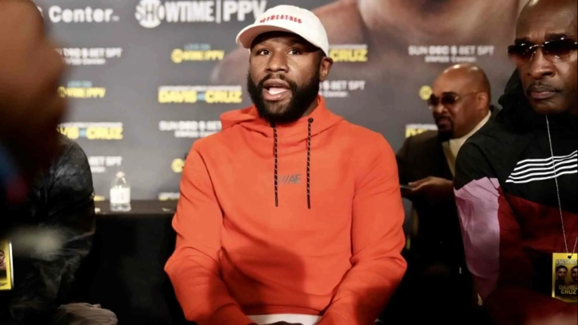 Флойд мейвезер младший. Мейвезер про. Floyd mayweather. Мейвезер про. Флойд мейвезер фото.