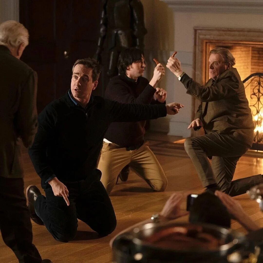 Очередь. Наследники succession. 4 кто последний 1. 4 кто последний 1. Первый последний задания.