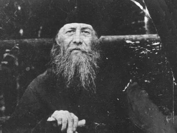 Идут 12 старцев. Валаамский старец схиигумен иоанн. Преп амвросий оптинский икона. Цитаты святых отцов о россии. Преподобный оптинский старец варсонофий.