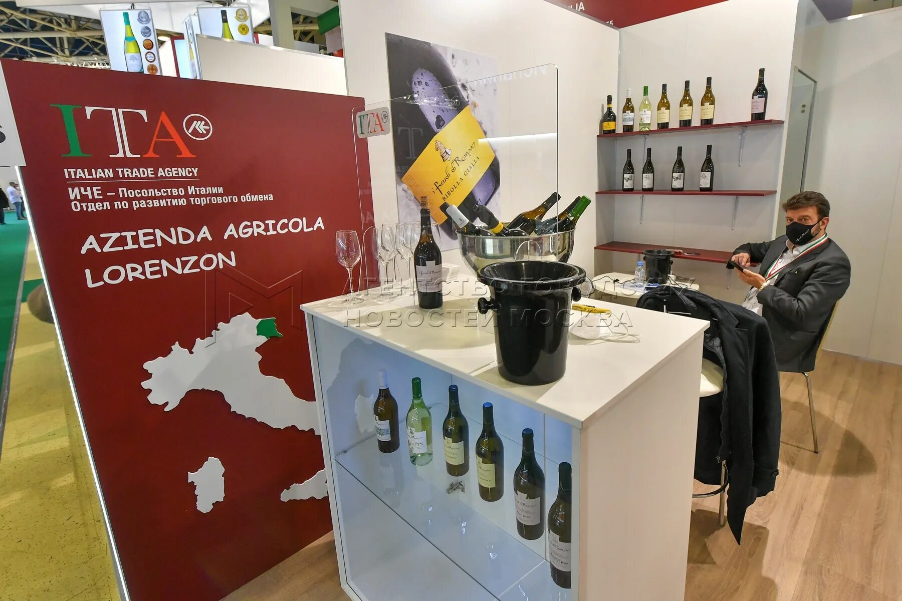 Выставка продуктов в москве 2025 сентябрь. Выставка prodexpo. выставочный комплекс на красной пресне выставки 2025. продэкспо 2025 видеобзор 7 павильон бахрома. мебельная выставка в москве 2016 красная пресня программа техно, фото.