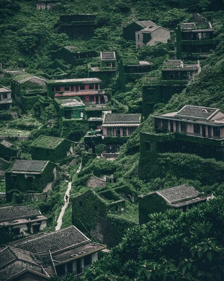 30 Picturesque Villages Straight Out of Fairy Tales Photos Picturesque, Village,
