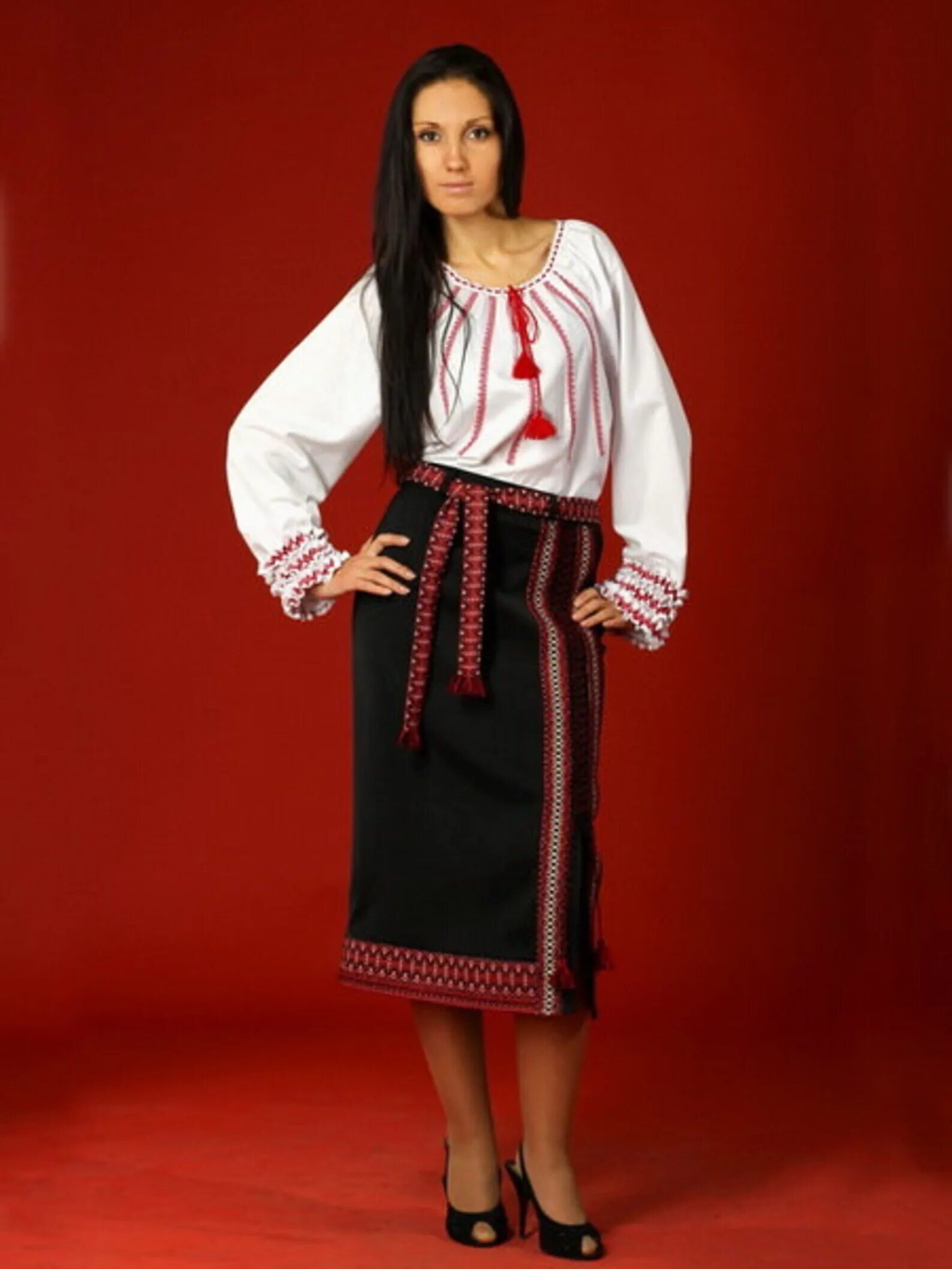 Украинская одежда 6. Украинская плахта. Украинский костюм. Украинский костюм женский. Юбка плахта.