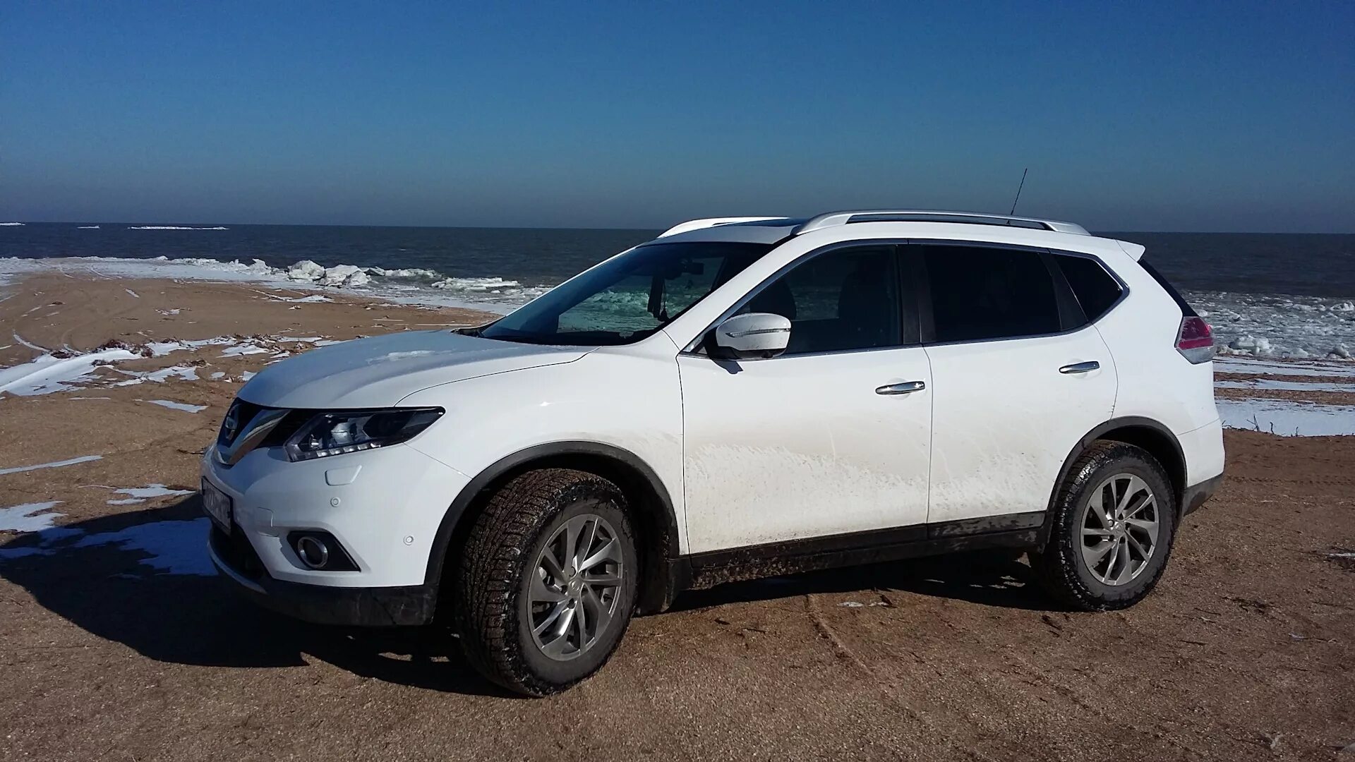 Колеса nissan x-trail r18. 235 65 17 на ниссан икстрейл т32. Ниссан х-трейл т32 шины. Диски r18 x-trail t32 резина. Nissan x-trail t32.