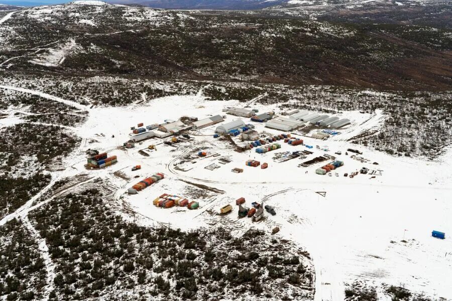 Месторождение верхне-менкече якутия. Рудник прогноз. Фабрика эльгауголь. Полиметалл чукотка майское. Рудник албазино хабаровский край.