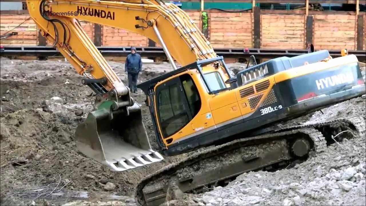 Обзор гусеничных экскаваторов