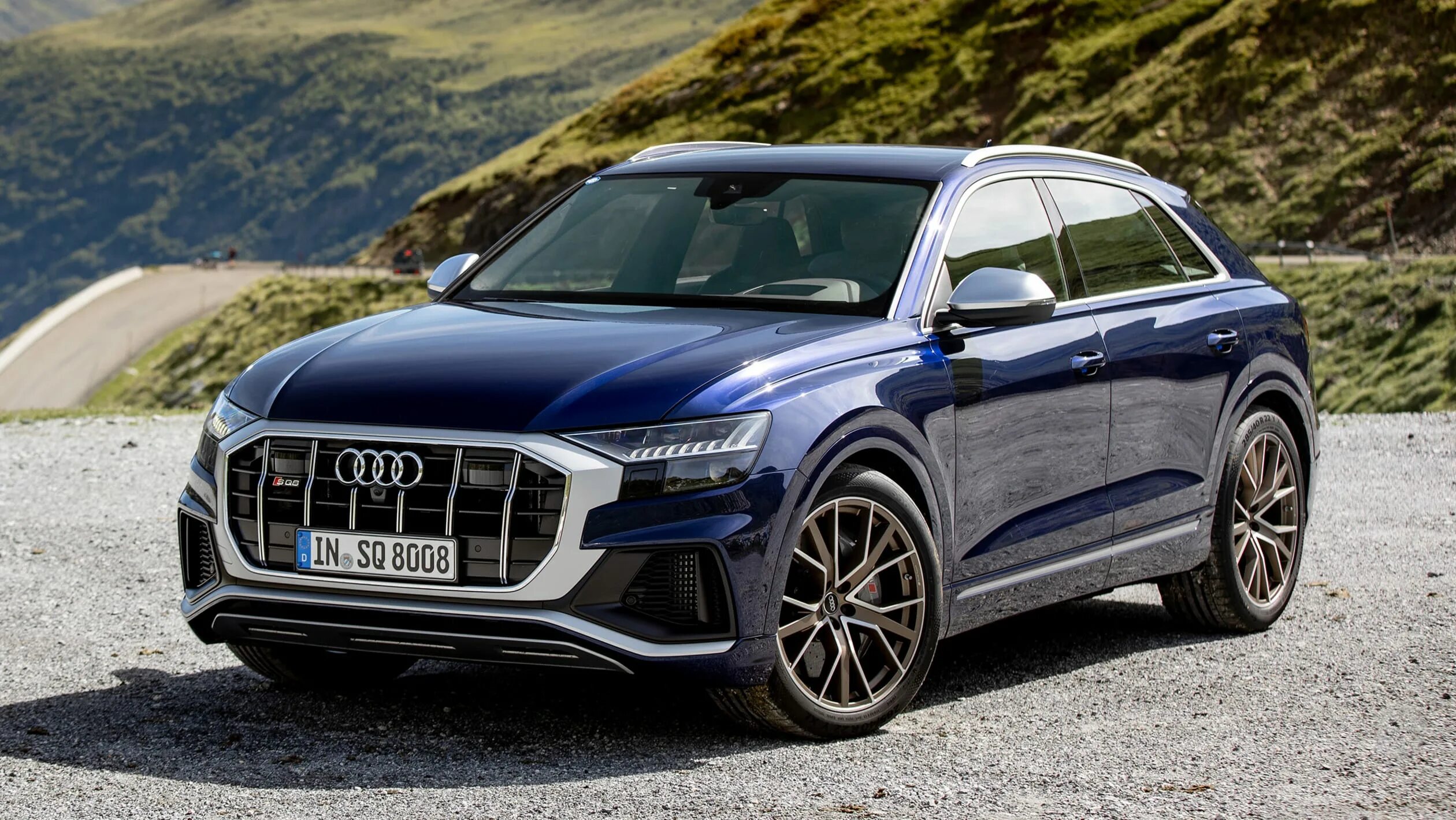 Ауди к 8. Audi q8. ауди q8 аквамарин. audi sq8 2025. audi sq8 2025.