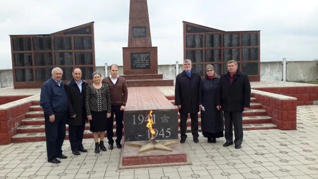 Село Кизляр Северная Осетия Алания. Село Кизляр Моздокского района. Достопримечательности села Кизляр Моздокского района. Школа села Кизляр Моздокского района.