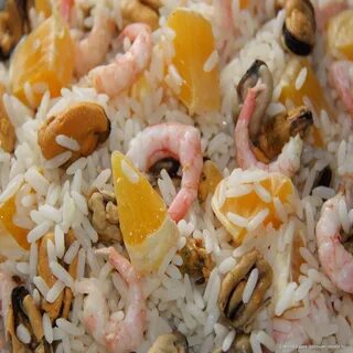 Салат из крабовых палочек и морепродуктов рецепт