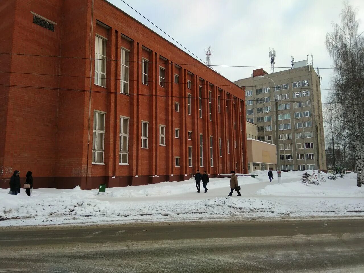 Uni ижевск. Ижгту 7 корпус. ижгту 3 корпус. 3 корпус ижгту ижевск.