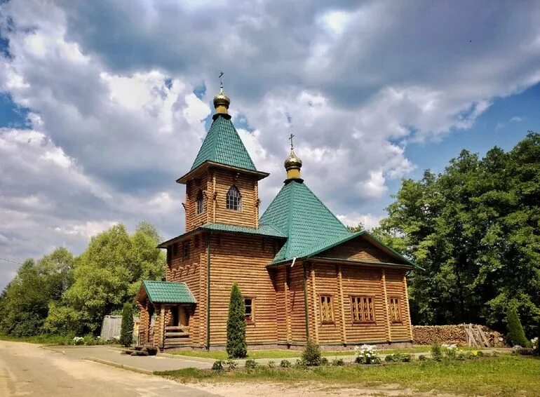 Святой пензенская область. Семиключье Пензенская область храм. Святой источник Семиключье Пенза. Пензенская область семь ключей монастырь. Святые источники в Пензенской области семь ключей.