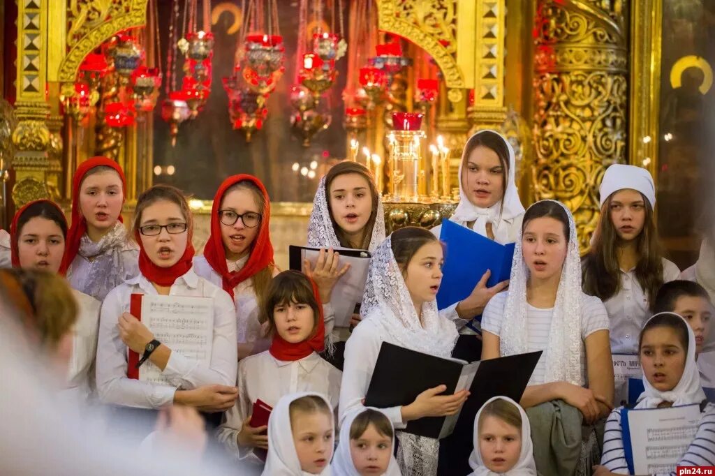 Ярославская духовная семинария. Церковное пение обучение. Обучение в монастыре. Хор и клирос в храме. Московская регентско-певческая семинария.