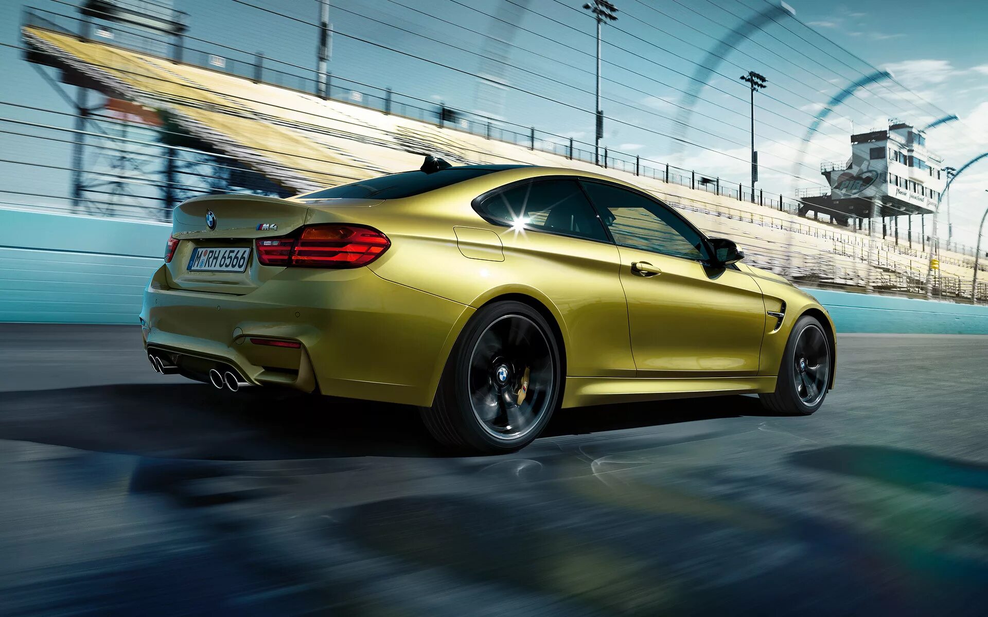 Bmw m4 coupe. BMW m4 f82. BMW m4 2015. БМВ купе f82.