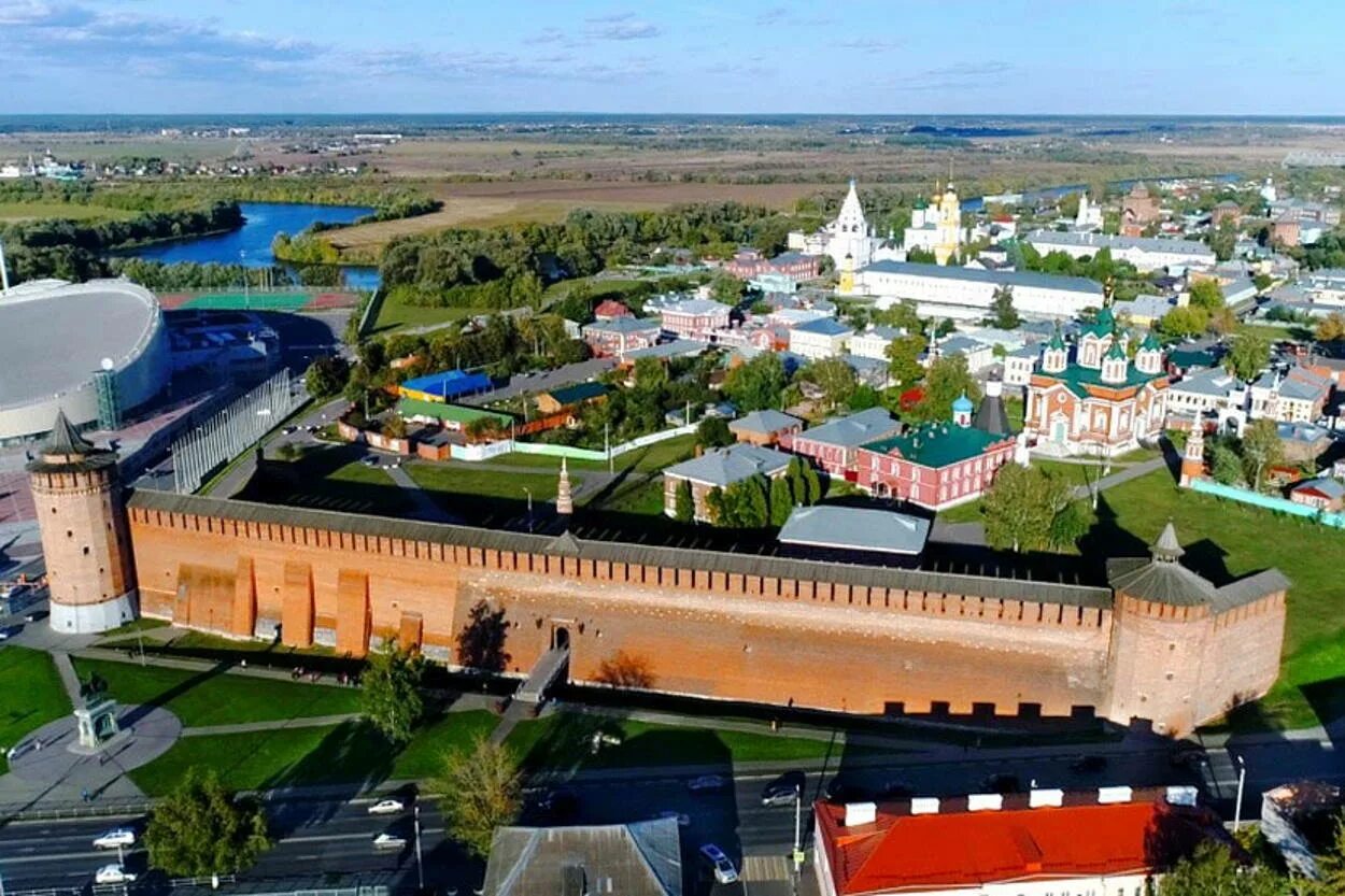 Музей-заповедник Коломенский Кремль. Коломна музей заповедник Коломенский Кремль. Коломна достопримечательности Кремль. Коломенский Кремль Коломна вид сверху. Коломна города 3