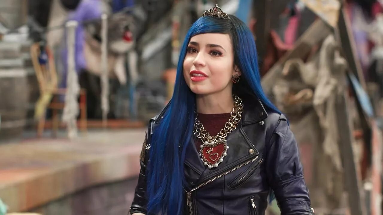 Королева иви. Наследники (descendants) 2019.