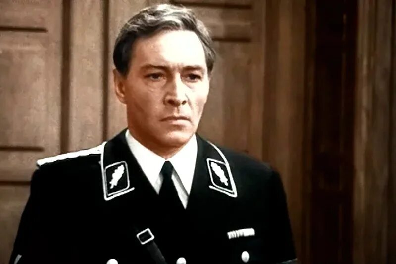 Женат два раза неудачно одна ушла вторая нет. Шутка. Два раза в одну реку не войдешь. Раз два три книга виктории. Два рази.