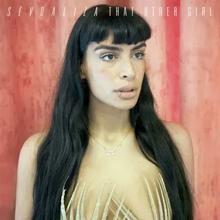 Sevdaliza мужчина