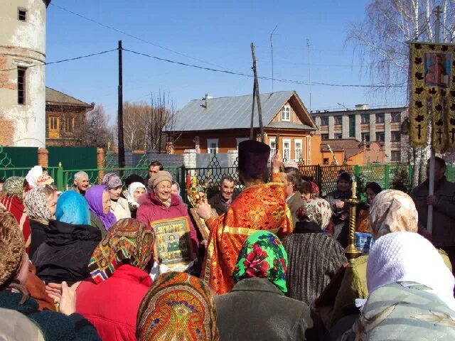 Подслушка посад. Деревня дубовка мариинский посад. мариинский посад казанская церковь крестный ход. свято троицкий церковь в марпосаде. шанары деревня марпосад день деревни.
